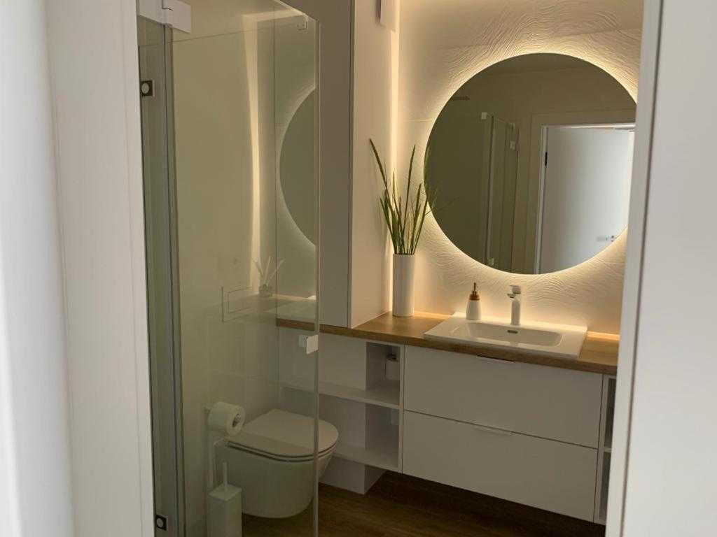 Apartament Nadmorski Z Basenem Klifowa Реваль Екстер'єр фото