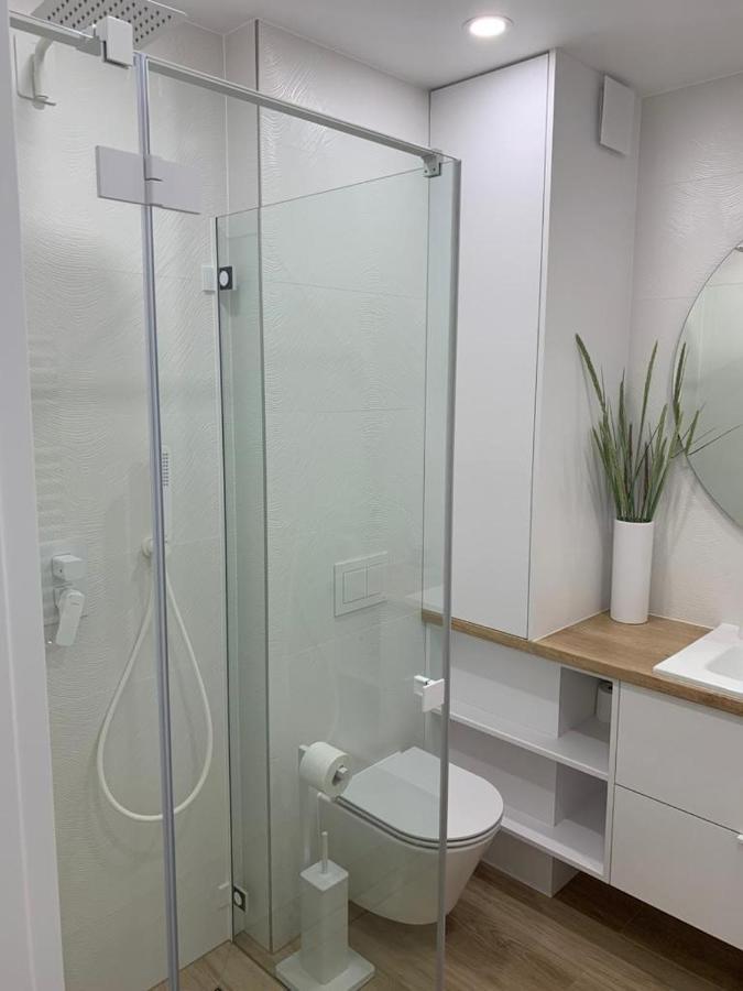 Apartament Nadmorski Z Basenem Klifowa Реваль Екстер'єр фото