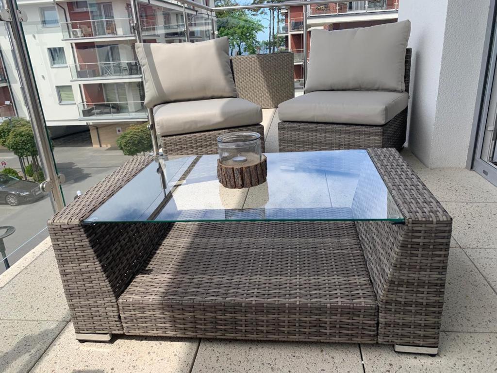 Apartament Nadmorski Z Basenem Klifowa Реваль Екстер'єр фото